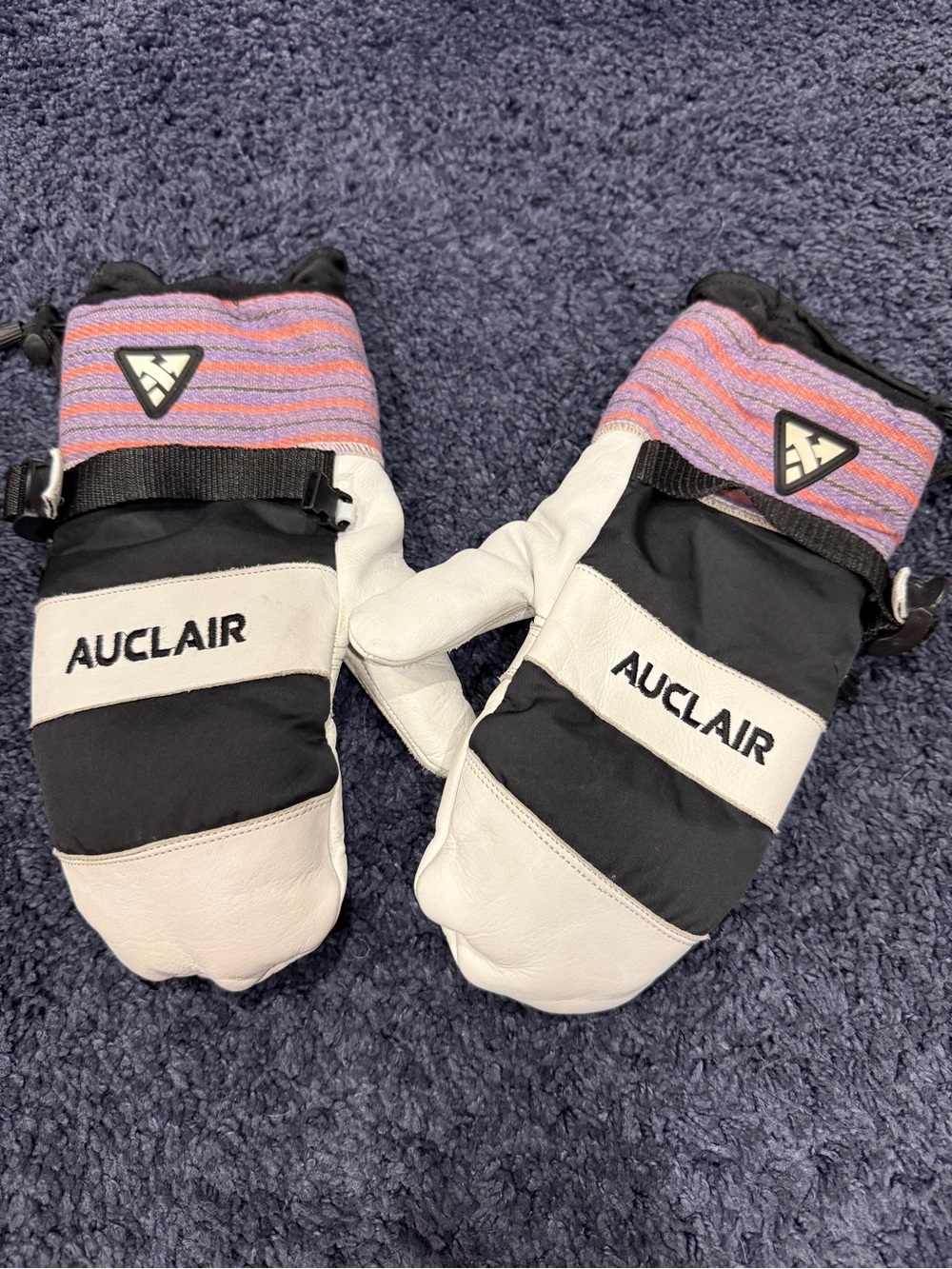 Women's Pink & Black Insulated Ski Mittens